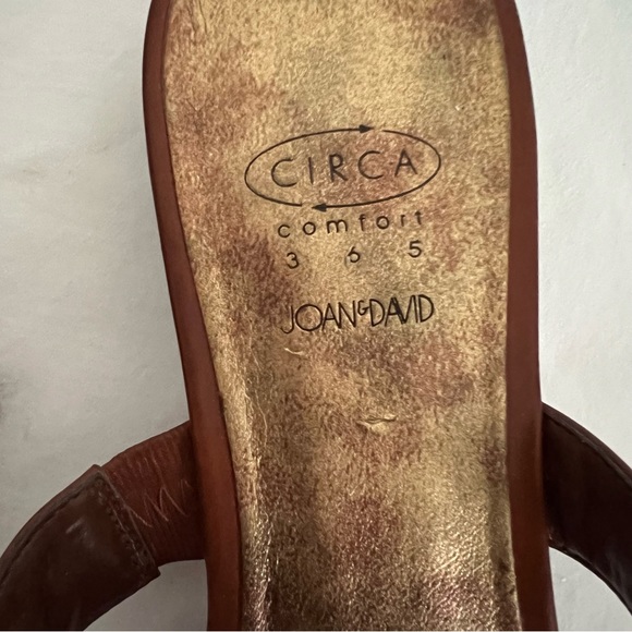 Circa Joan & David Comfort 365 Sandal - Picture 7 of 11